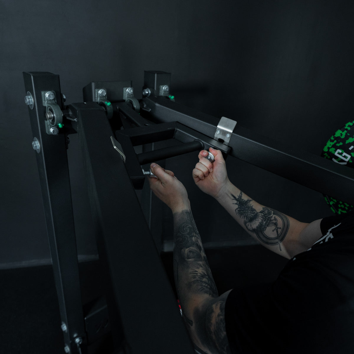 Viking Press – Strongman Shoulder Press Machine - Strength Shop