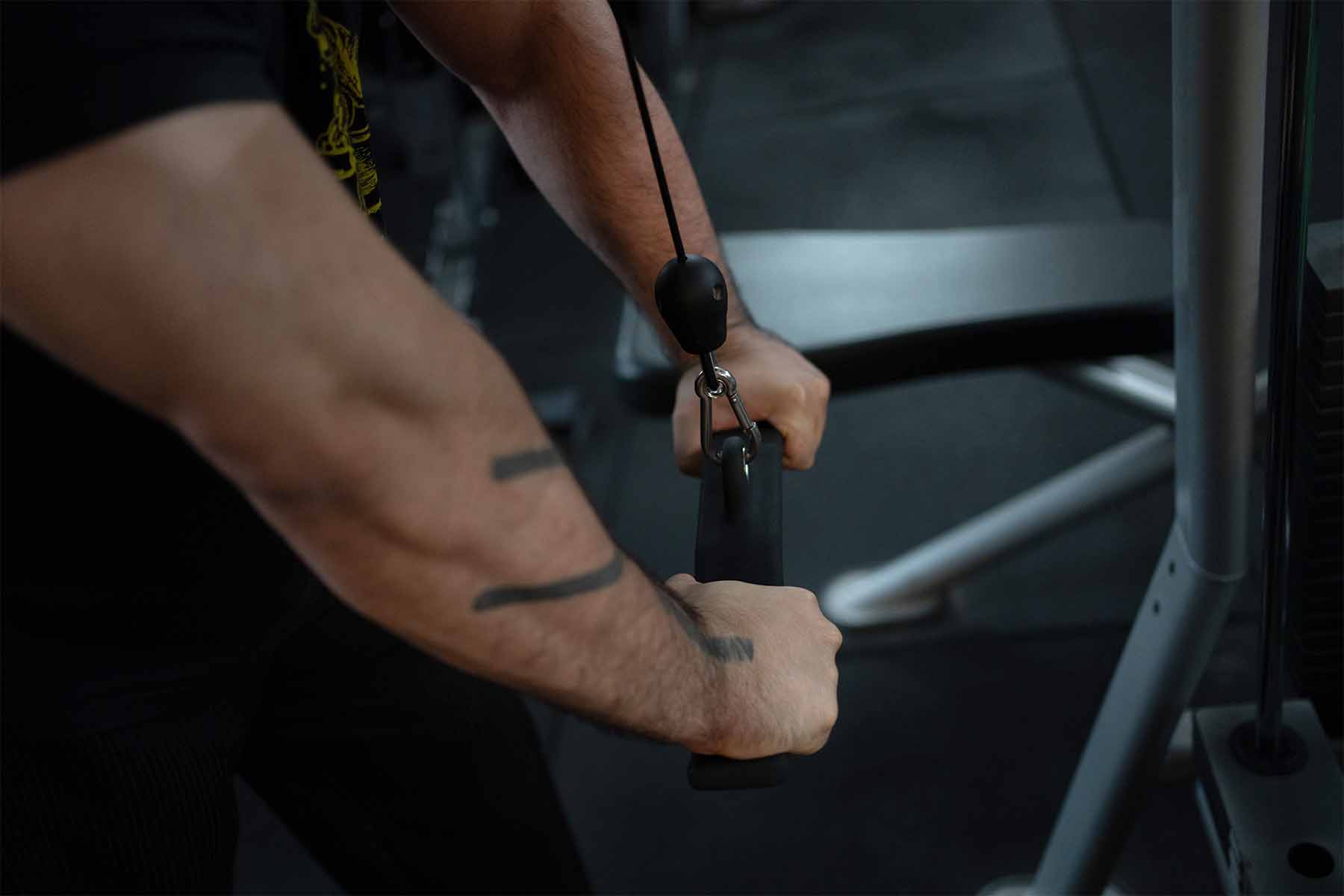 Triceps Grip / Flat Push Down Bar - Tricepatops - Strength Shop