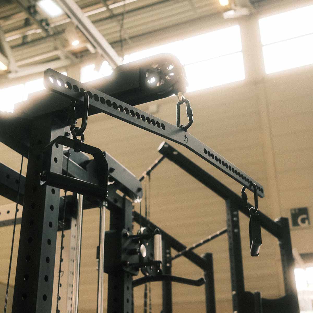 Adjustable Lat Pull Down Bar w/ Heavy Duty Carabiner - Strength Shop