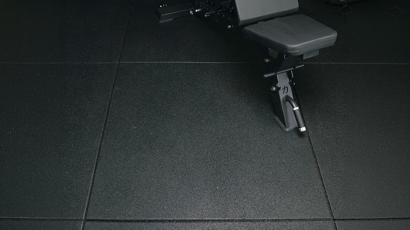 What Thickness Rubber Flooring Does a Home Gym Need?