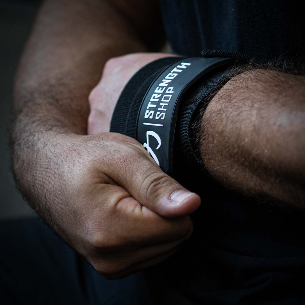 Medium Wrist Wraps, Black, 30CM/60CM - IPF Approved - Strength Shop