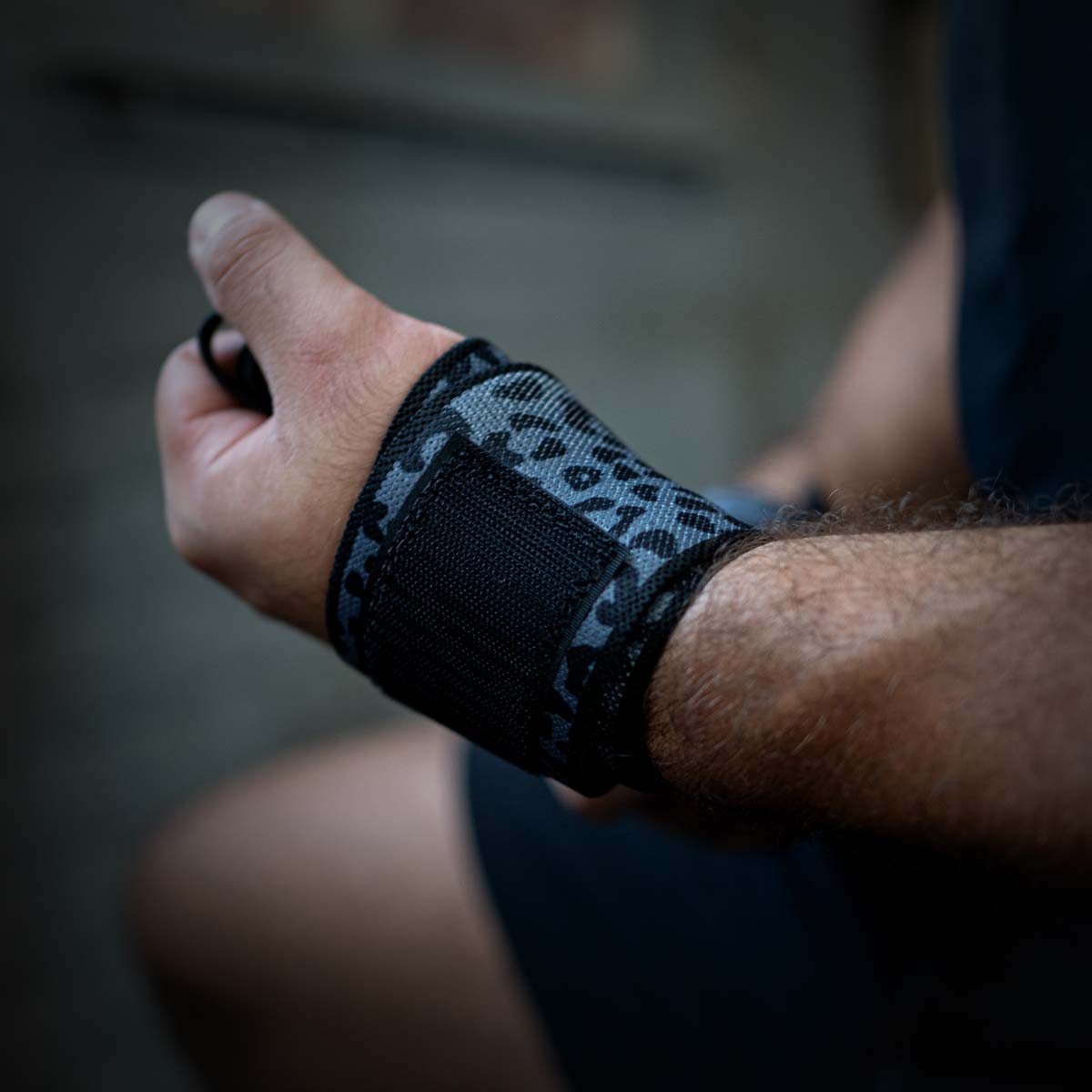 Heavy Wrist Wraps, Dark Leo, IPF Approved – 60cm/90cm - Strength Shop