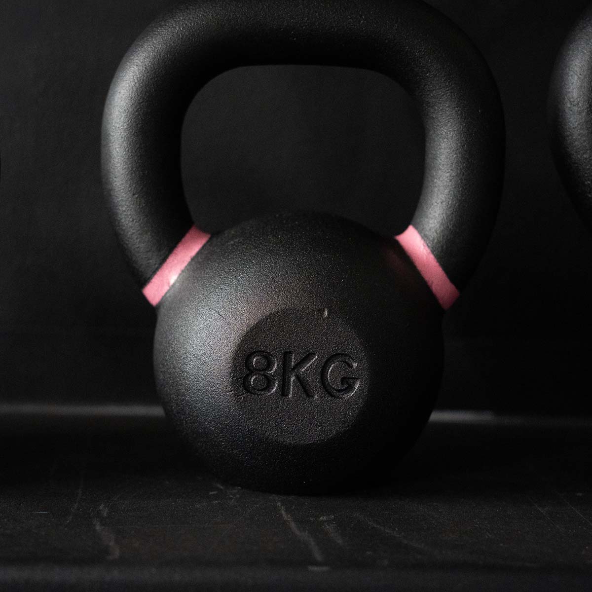 Strength Shop Gusseiserne Kettlebells - Aus Einem Guss, Pulverbeschichtet, 4-64KG