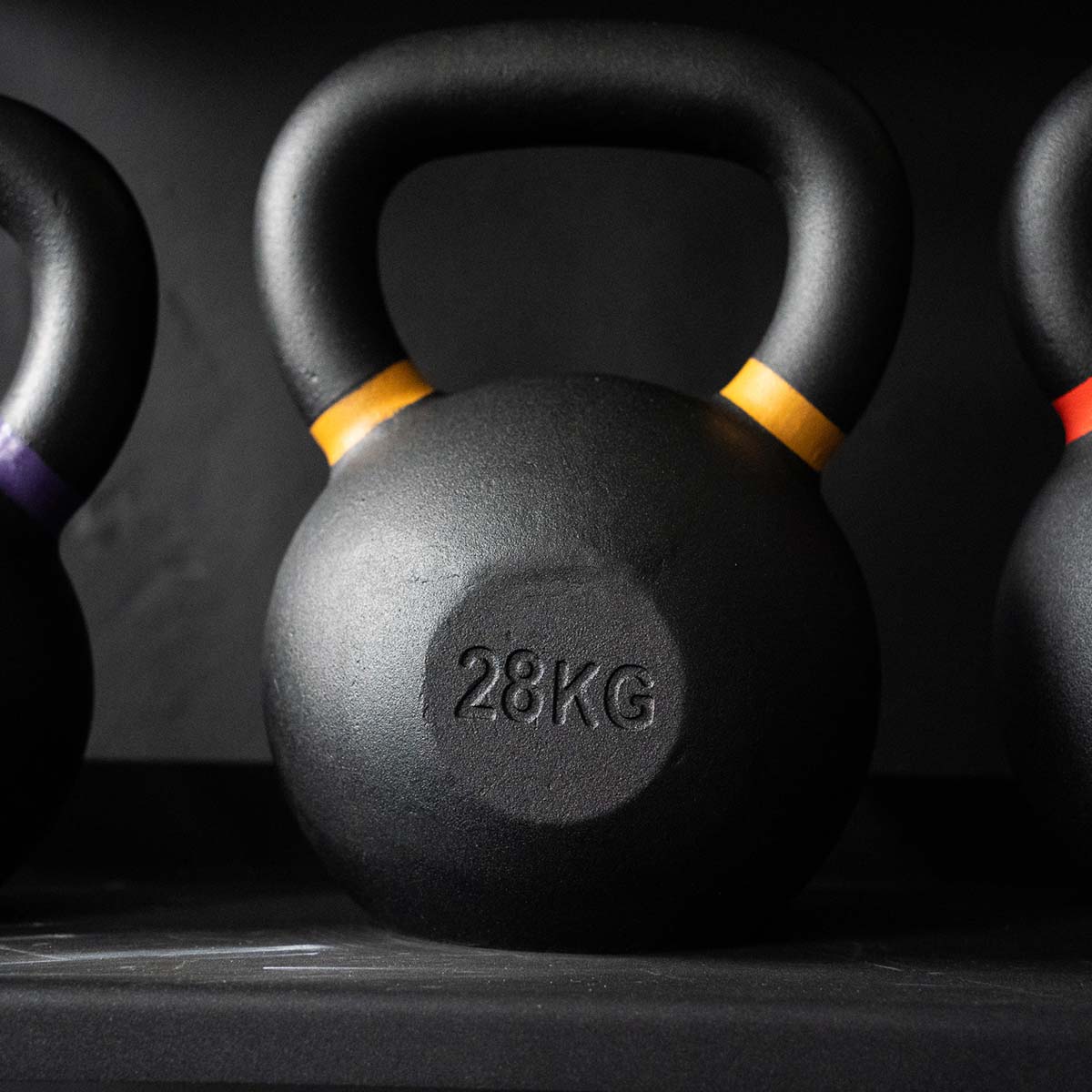 Strength Shop Gusseiserne Kettlebells - Aus Einem Guss, Pulverbeschichtet, 4-64KG