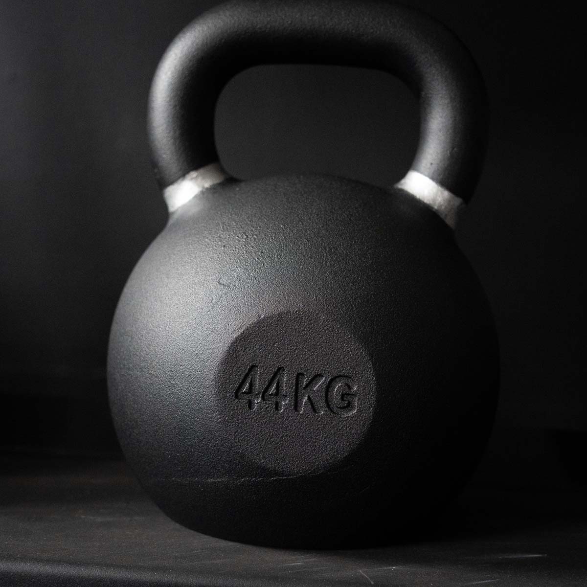 Strength Shop Gusseiserne Kettlebells - Aus Einem Guss, Pulverbeschichtet, 4-64KG