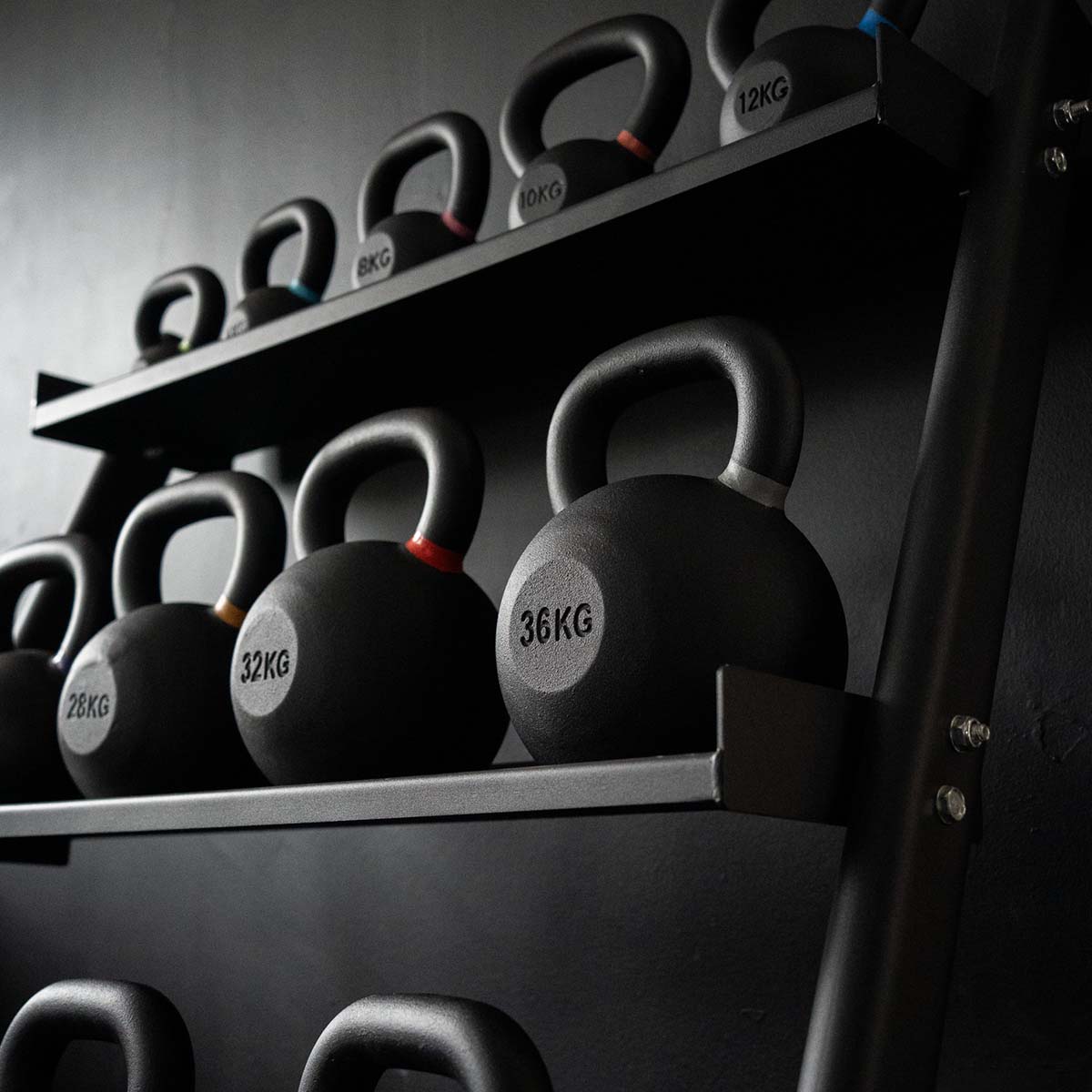 Strength Shop Gusseiserne Kettlebells - Aus Einem Guss, Pulverbeschichtet, 4-64KG